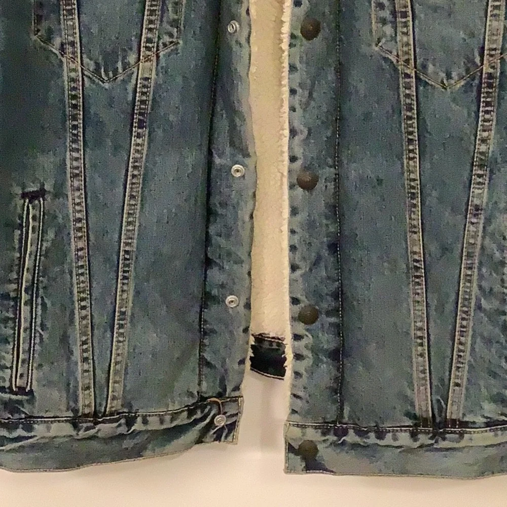 LEVI STRAUSS SHERPA TRUCKER JACKET - Picture 6 of 11